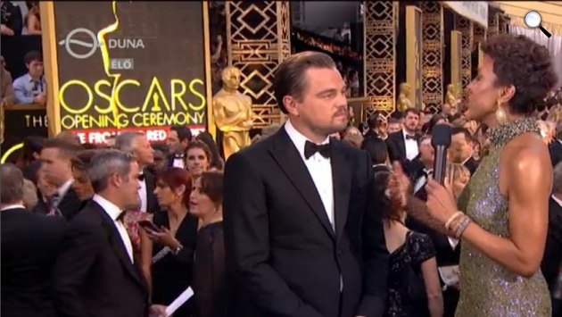 Oscar-gála 2016, Leonardo DiCaprio a vörös szőnyegen (Fotó: Duna Televízió/screenshot)