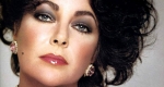 Elizabeth Taylor 45 évesen, 1977 (Fotó: Francesco Scavullo)