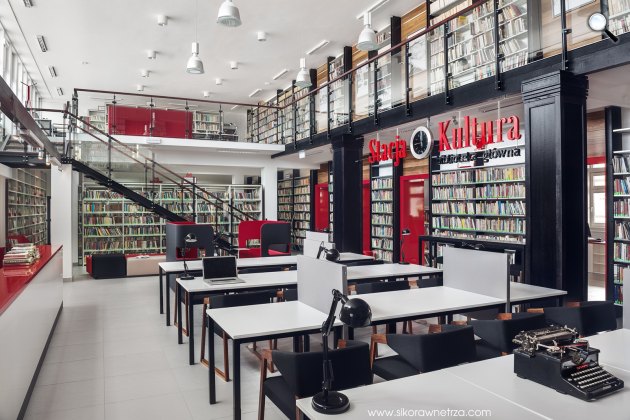 Kultúra Megálló (Stacja Kultura), a világ legszebb könyvtára, Lengyelország, Rumia (Fotó: sikorawnetrza.com)