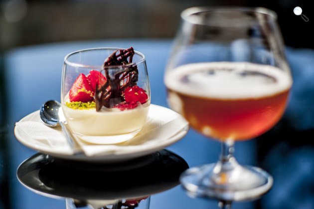 Madártej pannacotta, belga típusú, zamatos, erős ale sörrel (Fotó: Sörszövetség)