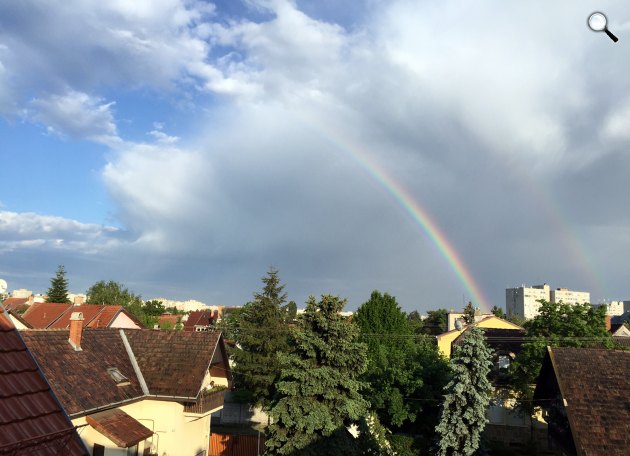 Szivárvány Budapest felett, a XV. kerületben 2016. május 7-én.  (Fotó: Oldal Gergely/Cultura.hu)