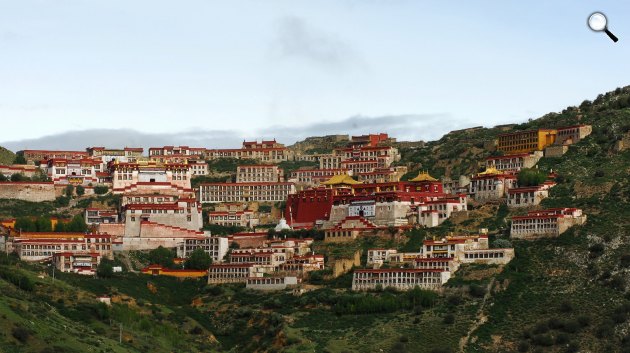 Ganden buddhista kolostor, Tibet (Fotó: pixabay.com)