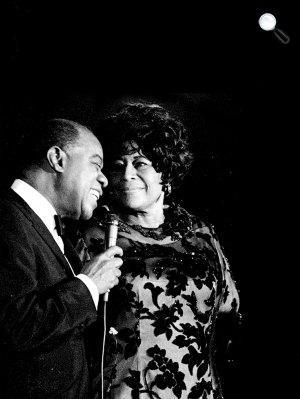 Ella Fitzgerald és Louis Armstrong (Fotó: listal.com)