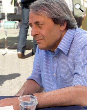 Szegedy-Maszák Mihály író, szerkesztő (1943-2016) (Fotó: Wikipédia)