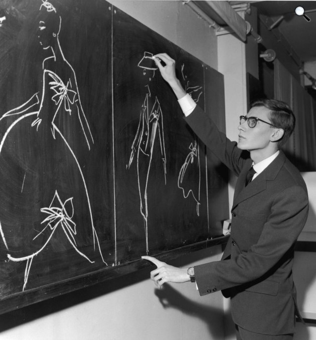 Yves Saint Laurent divattervező (1936-2008) (Fotó: listal.com)