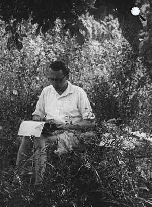 Bibó István Leányfalun, 1944 (Fotó: Debreceni Egyetem Állam- és Jogtudományi Kar)