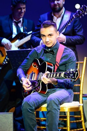  Danyi Csaba jazzgitáros (Fotó: Snétberger Zenei Tehetség Központ)