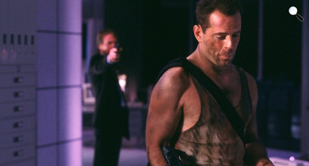 Drágán add az életed - Die Hard - Bruce Willis, Alan Rickman, 1988 (Fotó: listal.com)