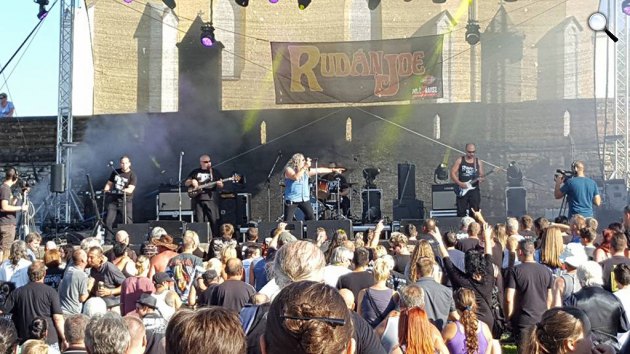 Rudán Joe és csapata a Sitkei Rockfesztiválon (Fotó: Sitkei Rockfesztivál)