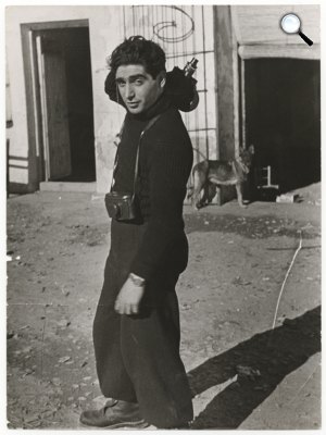 Robert Capa (1913 - 1954) (Fotó: Gerda Tari/icp.org)