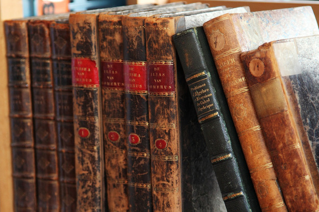 Antik, régi könyvek (Fotó: pixabay.com)