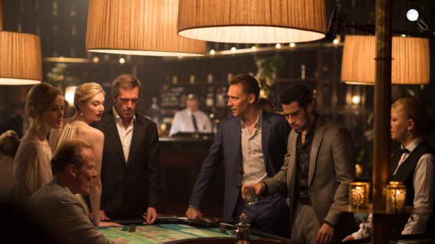 John le Carré: Éjszakai szolgálat - Tom Hiddlestone, Hugh Laurie, Olivia Colman és Elizabeth Debicki, 2016 (Fotó: listal.com)