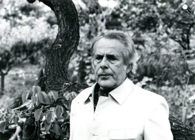 Csorba Győző (1916-1995) költő, író (Fotó: PIM)