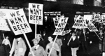 Tüntetés a szesztilalom idején, USA, 1919 (Fotó: DoQ)