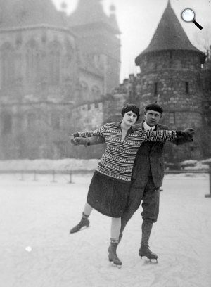 Korcsolyázók a budapesti Műjégpályán, Városliget, Budapest, 1934 (Fotó: Fortepan)