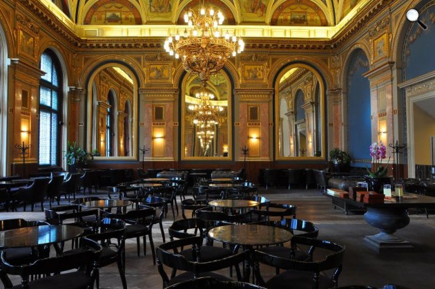 Párisi Nagyáruház, Lotz-terem, Budapest (Fotó: :Derzsi Elekes Andor/lotzterem.hu)