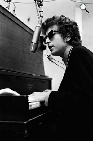Bob Dylan Nobel-díjas zenész (Fotó: listal.com)