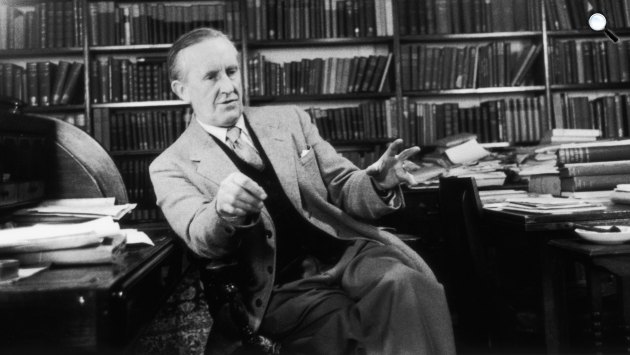 J.R.R. Tolkien (1892-1973) író, nyelvész  (Forrás: tolkien.co.uk)