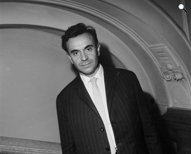 Devecseri Gábor (1917-1971) költő, író, műfordító, 1964 (Fotó: Fortepan)
