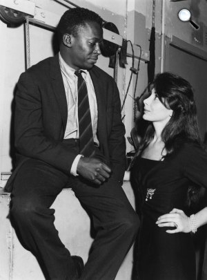Juliette Greco énekesnő és Miles Davis jazz trombitás, 1950 (Fotó: milesdavis.com)