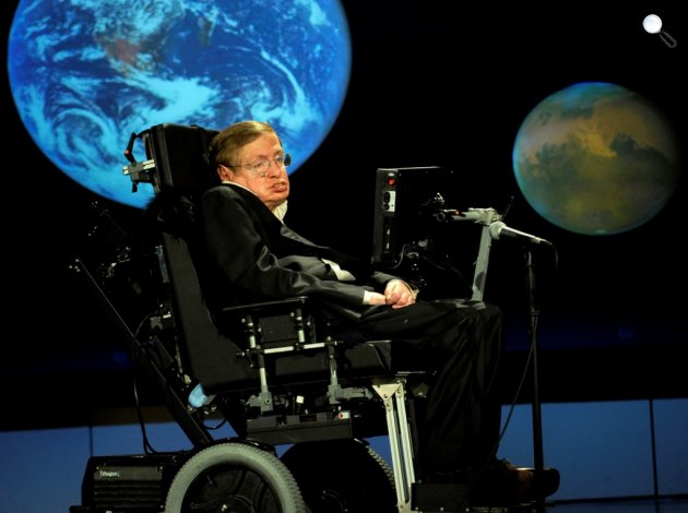 Stephen Hawking fizikus tudós (Fotó: CNN)