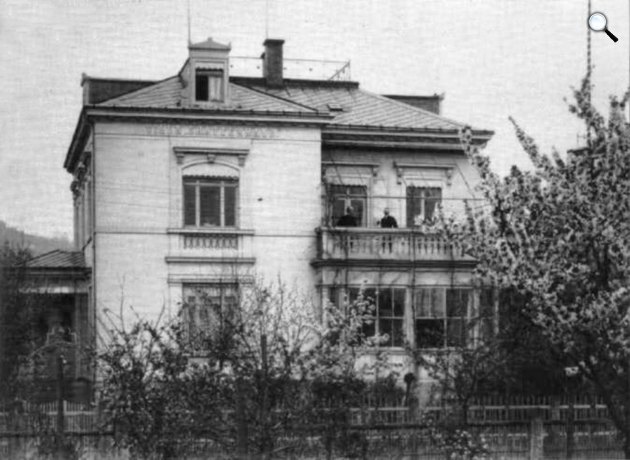 Karl May (1842-1912) és dr. Weigl az író otthonában, Villa Shatterhand, Radebeul, c. 1905 (Fotó: karl-may-haus.de)