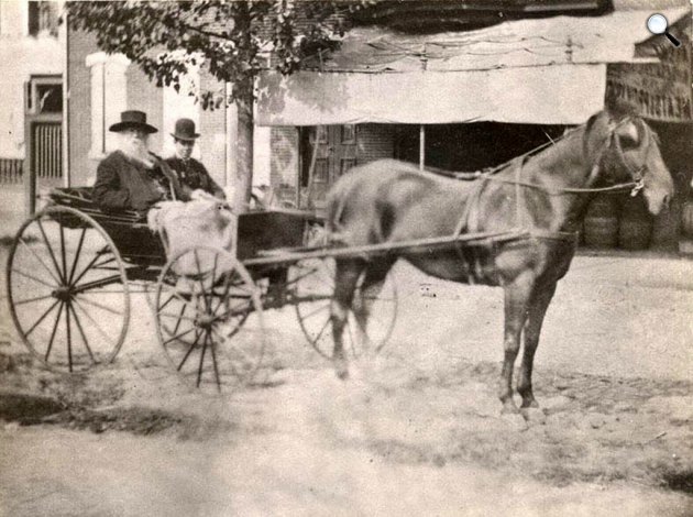 Walt Whitman amerikai költő, 1886, Camden (Fotó: Ohio Wesleyan University / whitmanarchive.org)