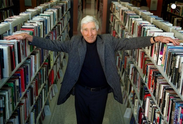 John Updike (1932-2009) író (Fotó: babelmatrix.org)
