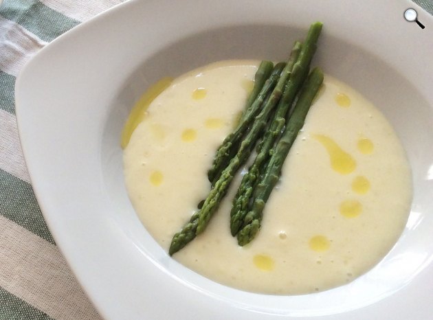 Spárgakrémleves, spárgafőzelék (Fotó: pixabay.com)