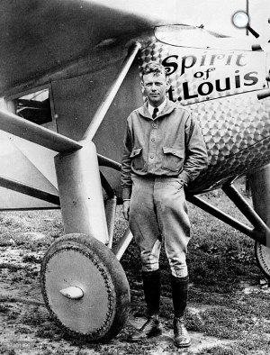 Charles Lindbergh (1902-1974) pilóta, 1927 (Fotó: listal.com)