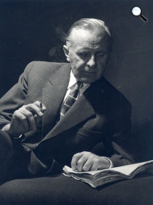 Illés Endre (1908-1986) Kossuth- és József Attila-díjas író, műfordító, kritikus, szerkesztő (Fotó: OSZK)