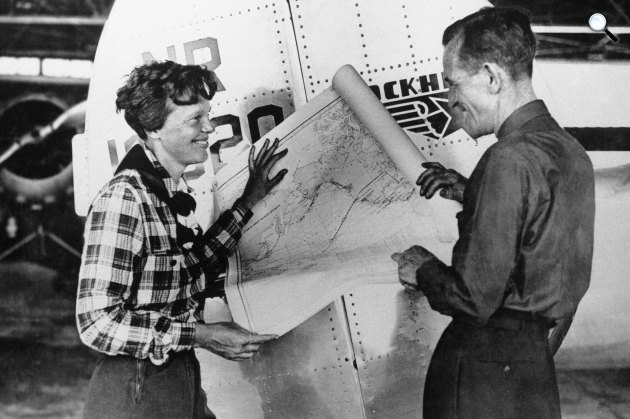 Amelia Earhart pilótanő és Fred Noonan navigátor, 1937 (Fotó: Getty Image / ameliaearhartproject.com)