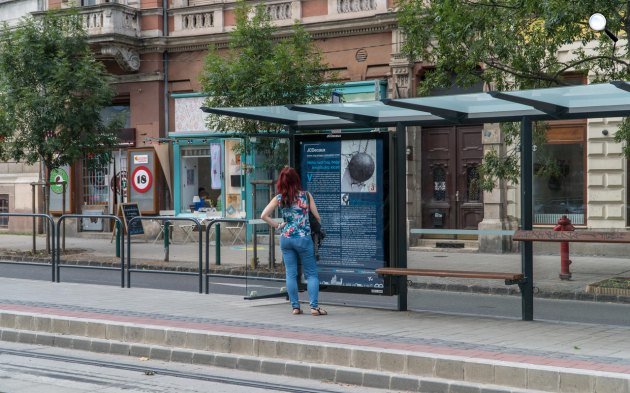 Novellák a megállókban Budapesten (Fotó: JCDecaux)