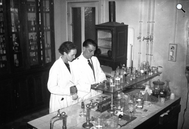 Irene Joliot-Curie és férje, Frédéric Joliot-Curie, 1935 (Forrás: nobelprize.org)