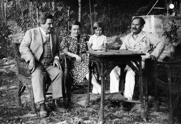 Móricz Zsigmond, Tanner Ilona, Babits Ilona és Babits Mihály, 1934 (Fotó: Kárpáti és Fia / Központi Antikvárium)
