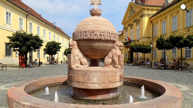 Országalma, Székesfehérvár (Fotó: Képguru)