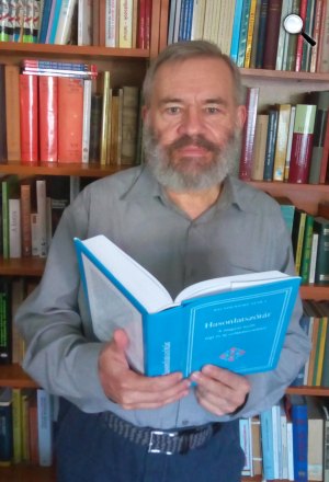 Balázsi József Attila nyelvész, író (Fotó: TINTA Könyvkiadó)