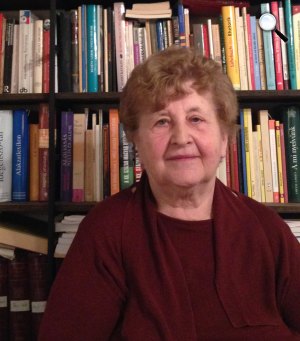 Adamikné Jászó Anna nyelvész, professor emerita (Fotó: TINTA Kiadó)