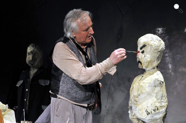 Nyikolaj Vasziljevics Gogol: Egy őrült naplója - Tahi Tóth László, szolnoki Szigligeti Színház (MTI Fotó)