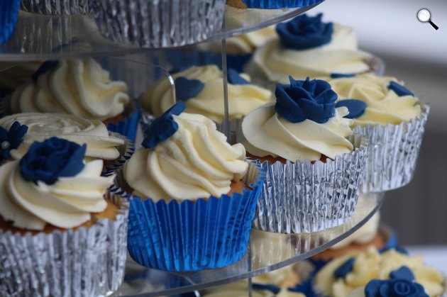 Modern esküvői torta (Fotó: Pixabay)