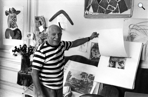 Pablo Picasso (1881-1973) festő, grafikus, szobrász önarcképei (Fotó: Rene Burri, Wikipédia)