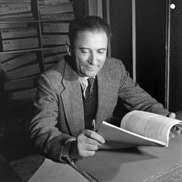 Fejtő Ferenc (1909-2008) Széchenyi-díjas történész, elemző, író, 1959 (Fotó: Fortepan) 