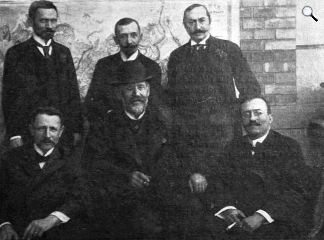 Cholnoky Jenő, Almásy Sándor, Déchy Mór, Lóczy Lajos, Vámbéry Ármin, 1903 (Fotó: Vasárnapi Ujság / OSZK) 