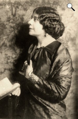 Kaffka Margit (1880-1918) író, költő, a Nyugat első nemzedékének tagja (Fotó: Rónai Dénes/PIM/europeana.eu)
