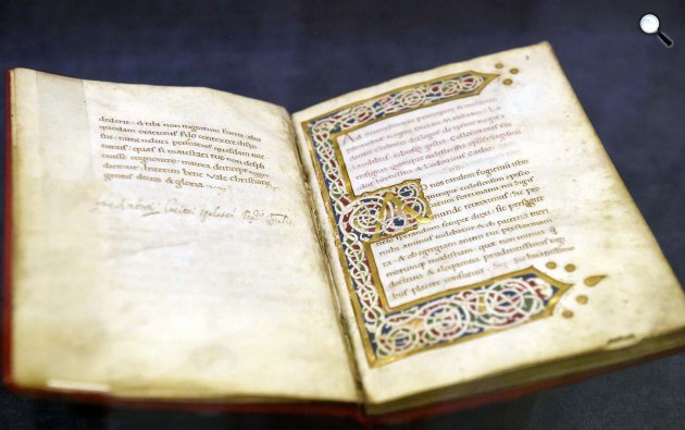 Mátyás király korabeli Carbo-corvina kódex, 1473-1475 (MTI/Bruzák Noémi)