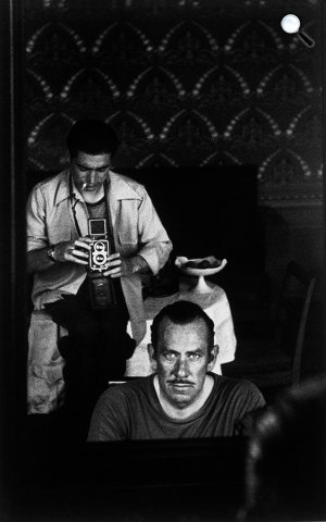 John Steinbeck író és Robert Capa fotóriporter, 1947. szeptember, Szovjetúnió (Fotó: magnumphotos.com/Magyar Nemzeti Múzeum gyűjteménye)