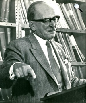 Gábor Dénes (1900-1979) Nobel-díjas fizikus, a hologram feltalálója (Fotó: Magyar Fotóarchívum)