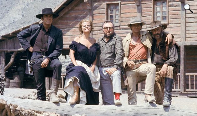 Volt egyszer egy Vadnyugat forgatásán - Henry Fonda, Claudia Cardinale, Sergio Leone, Charles Bronson és Jason Robards, 1968 (Fotó: El Periódico)