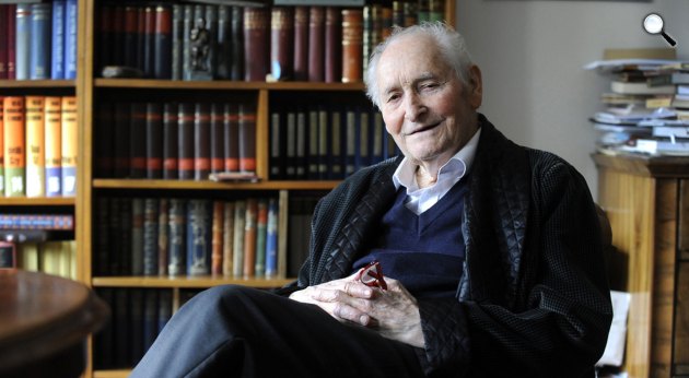 Kányádi Sándor (1929-2018) költő, író Prima Primissima-díjas, 2017 (MTI Fotó: Czimbal Gyula)