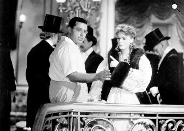 A kaméliás hölgy forgatása - George Cukor rendező és Greta Garbo színésznő, 1936 (Fotó: Pinterest)